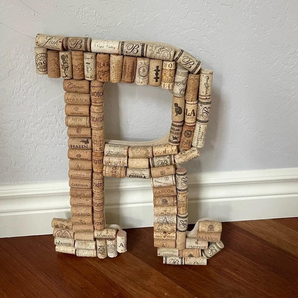 Wine Cork‎ Wall Decoration.